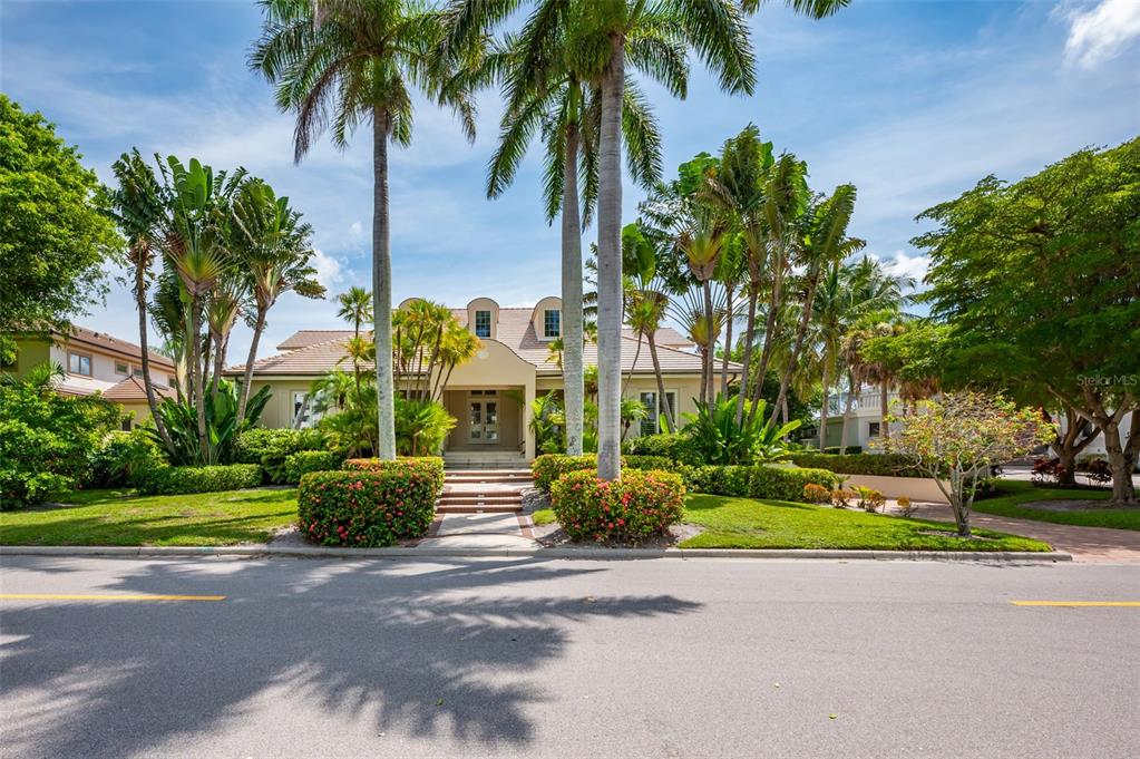 981 Longboat Club Road Longboat Key, FL 34228 - Photo 17 of 99