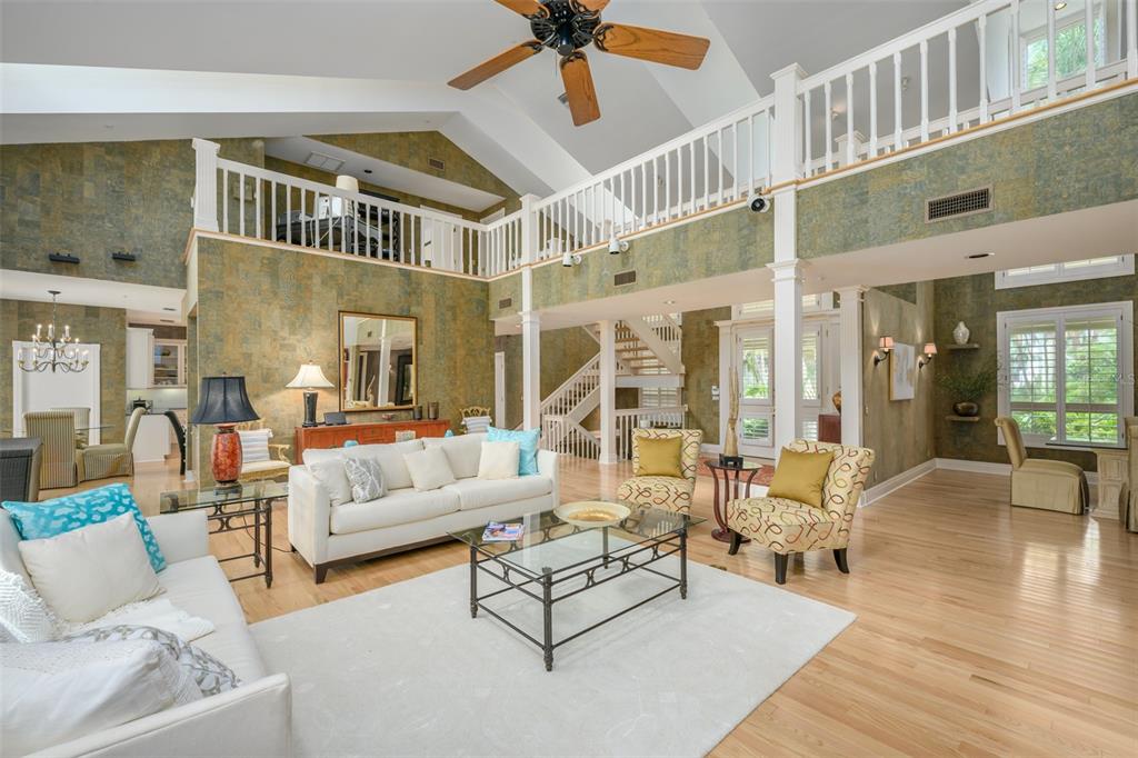 981 Longboat Club Road Longboat Key, FL 34228 - Photo 32 of 99