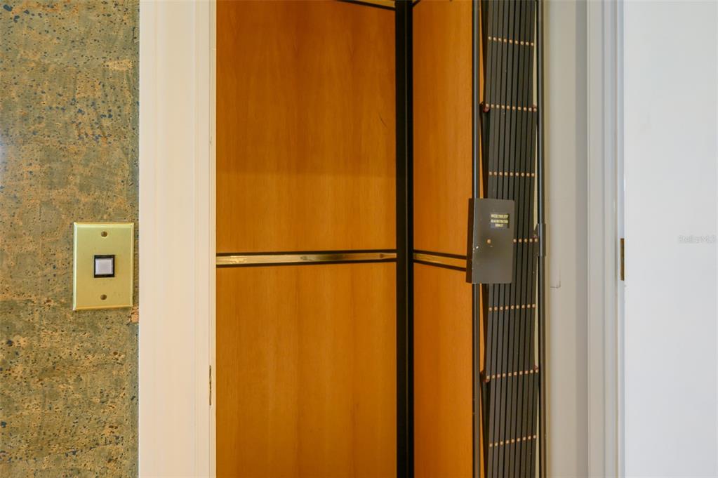 981 Longboat Club Road Longboat Key, FL 34228 - Photo 49 of 99