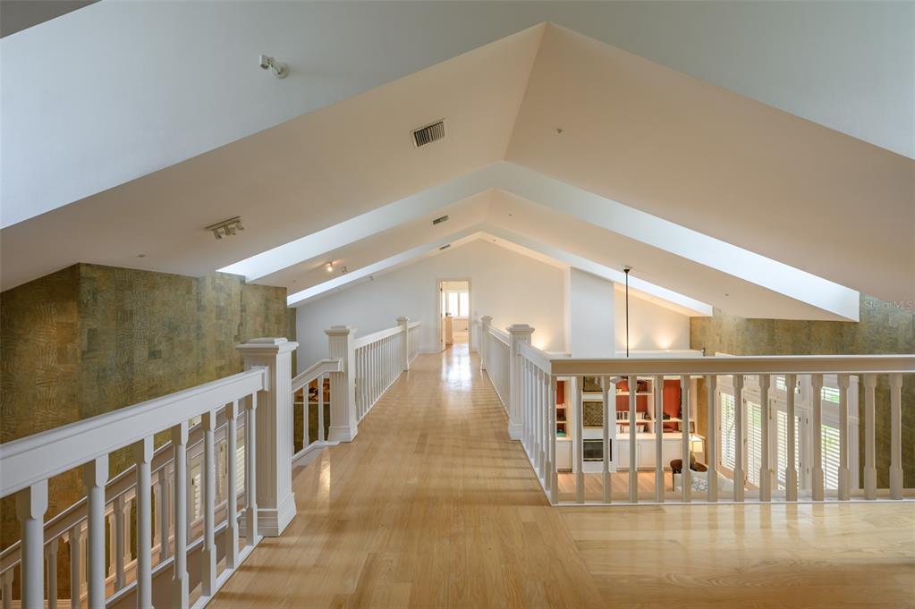 981 Longboat Club Road Longboat Key, FL 34228 - Photo 51 of 99