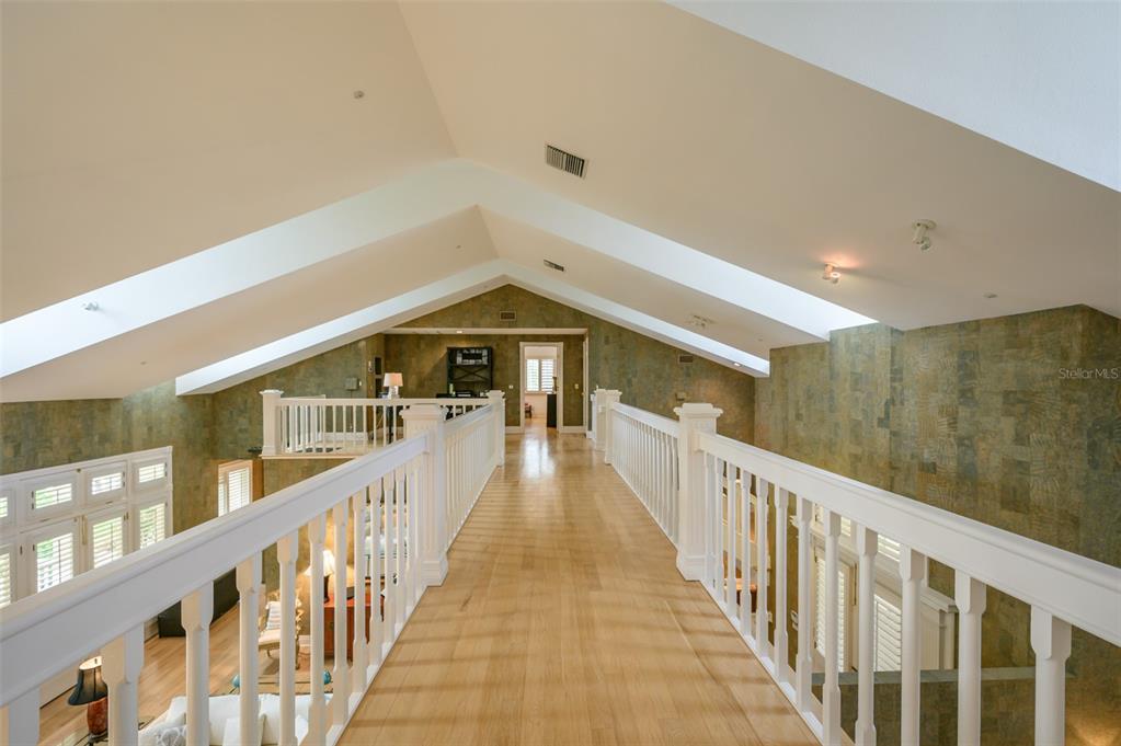 981 Longboat Club Road Longboat Key, FL 34228 - Photo 52 of 99