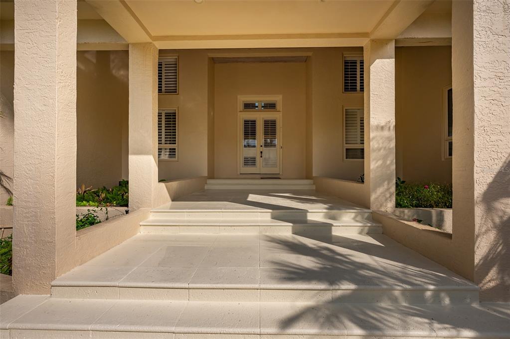 981 Longboat Club Road Longboat Key, FL 34228 - Photo 90 of 99