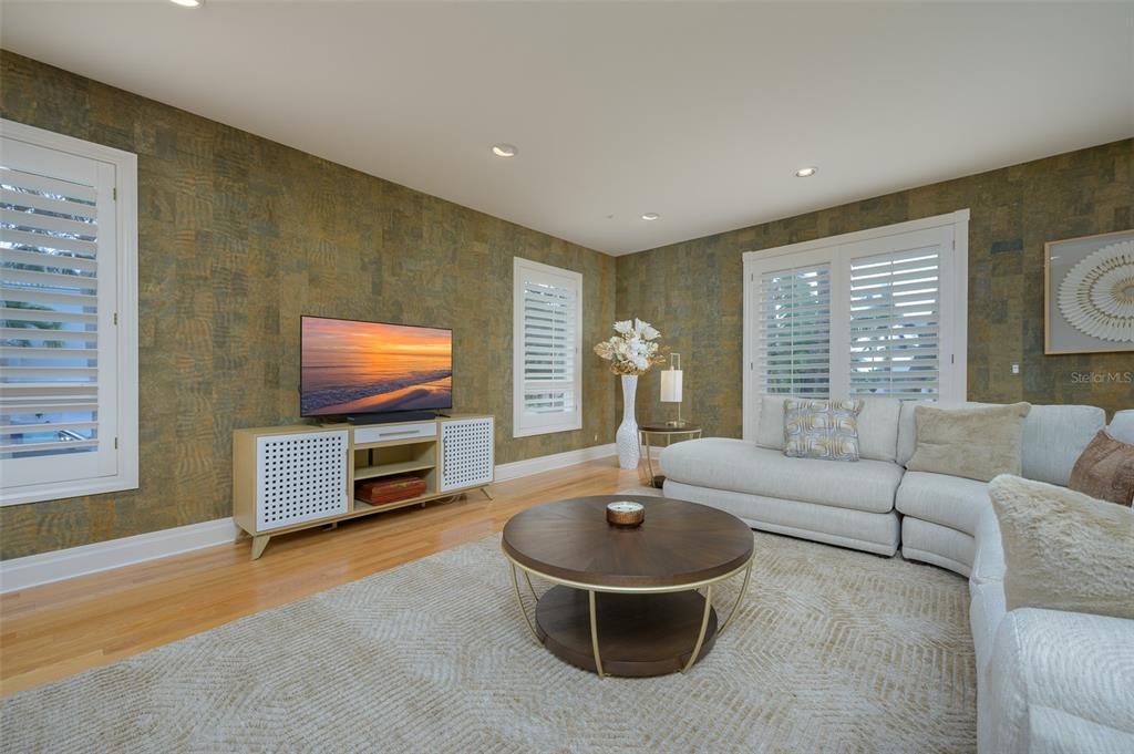 981 Longboat Club Road Longboat Key, FL 34228 - Photo 94 of 99