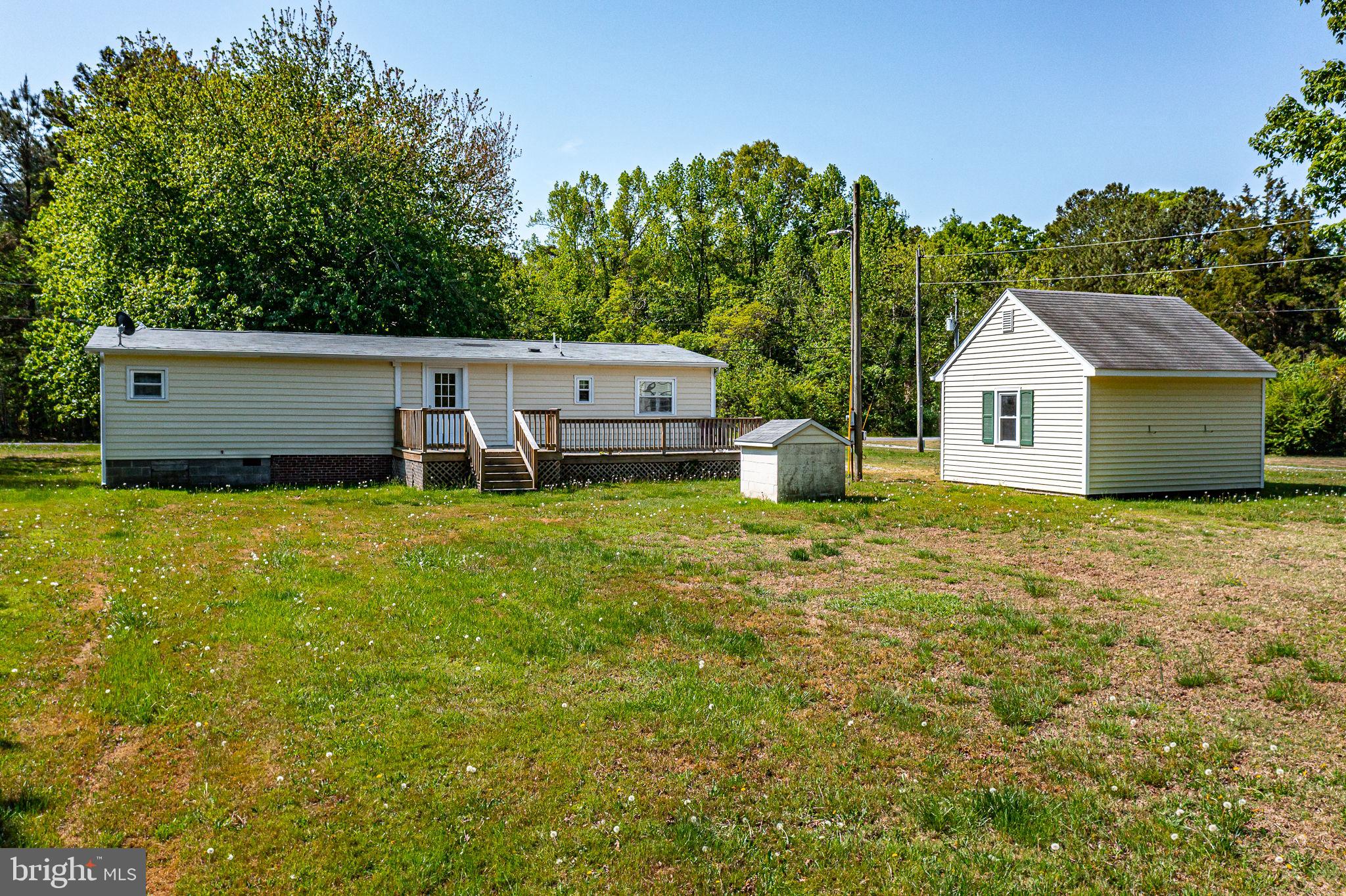 529 Taylors Beach Road Reedville, VA 22539 - Photo 43 of 57 Charming home on spacious green lot.