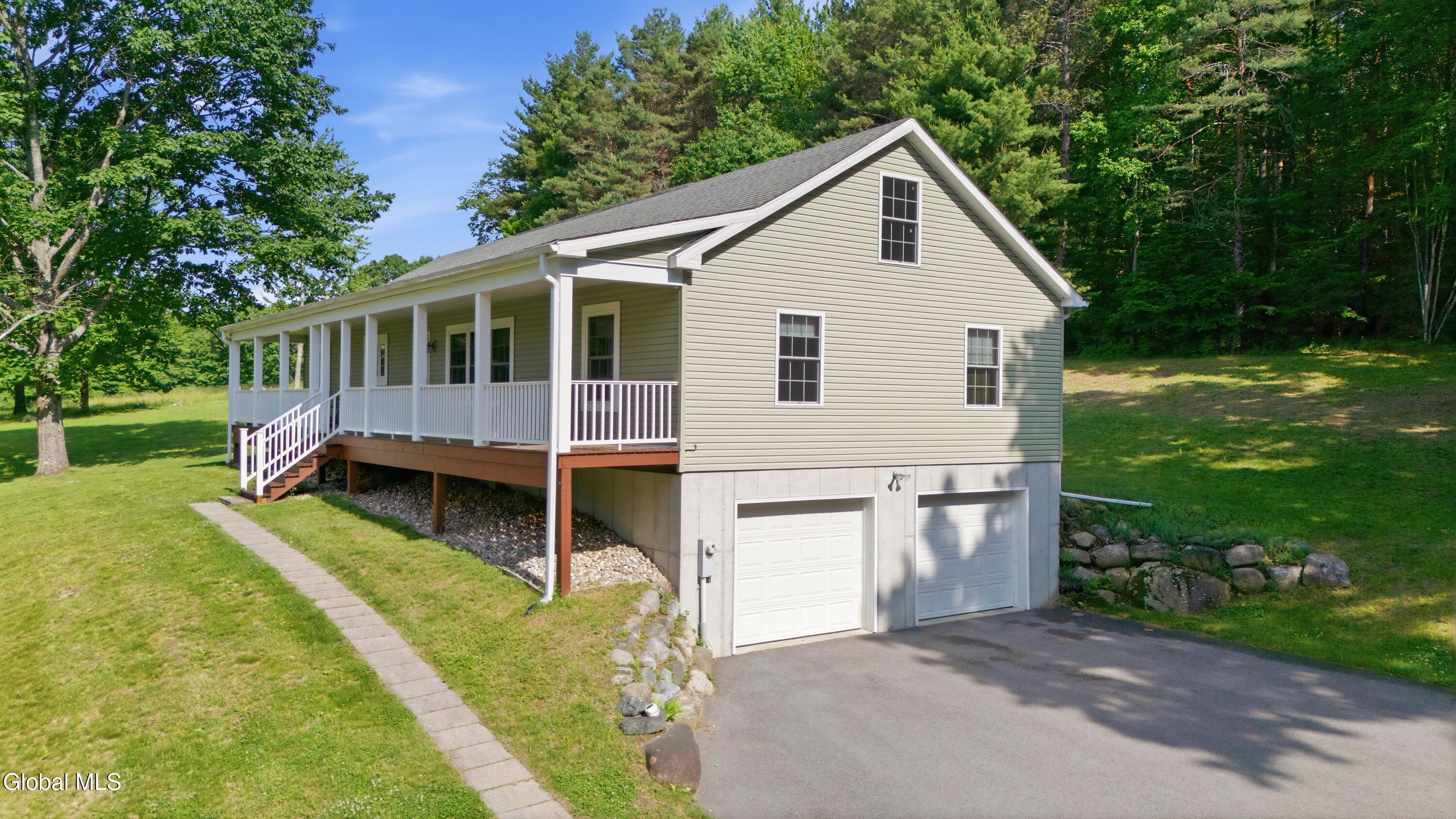 184 Hillview Road Gloversville, NY 12078 - Photo 1 of 60 184 Hillview