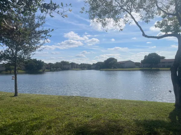 $2,200 | 9878 Nob Hill Court, Unit 9878, Sunrise, FL 33351