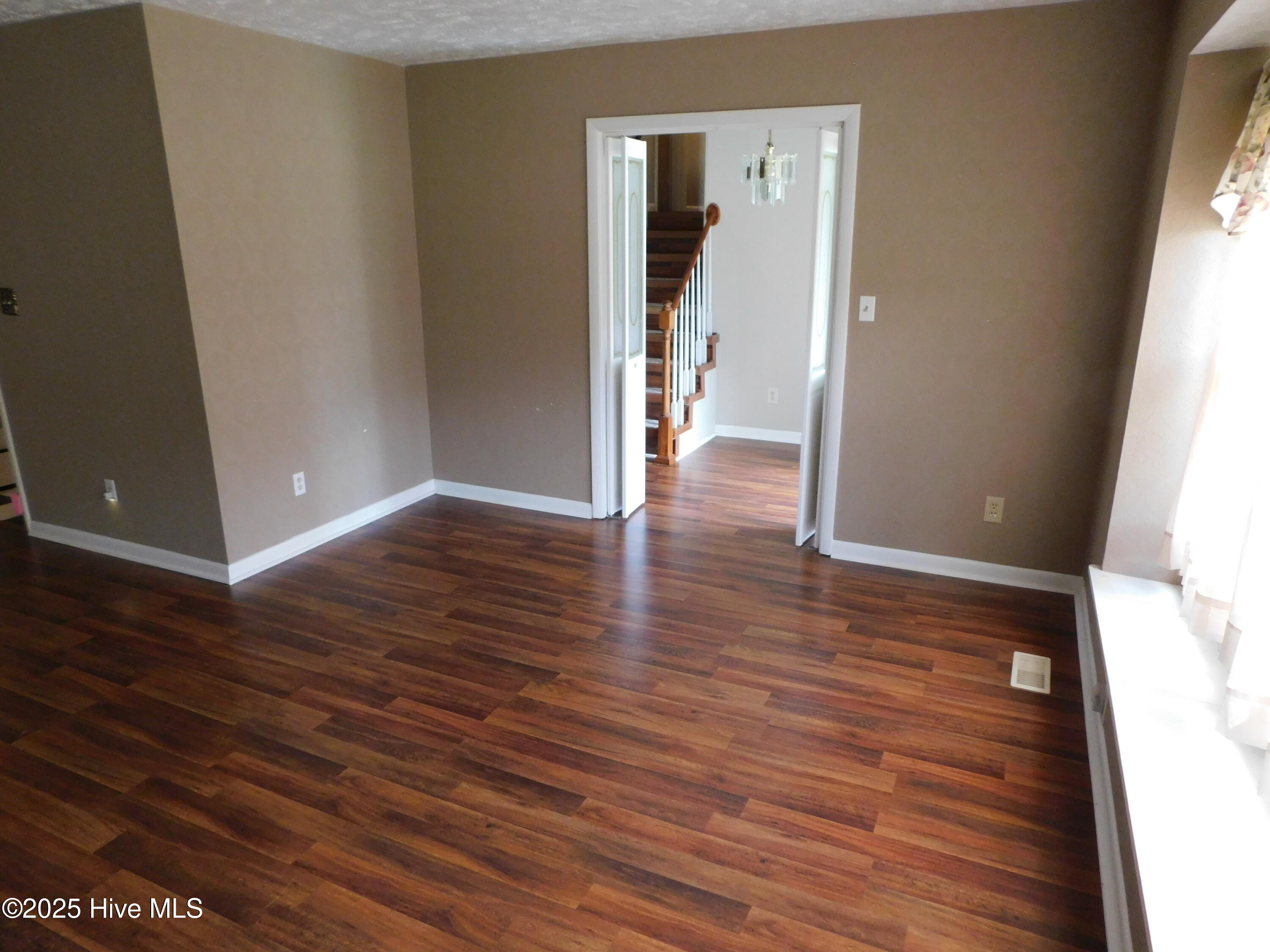 1010 West Scotsdale Road Laurinburg, NC 28352 - Photo 5 of 122 DSCN0005