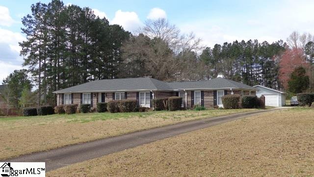 605 Cely Road Easley, SC 29642 - Photo 3 of 30 Gallery Image 3
