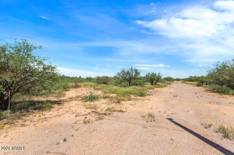 Lotb 4.5-ac East Lane Ranch Road, Unit 30 Hereford, AZ 85615 - Photo 7 of 27 CbCnQa4w