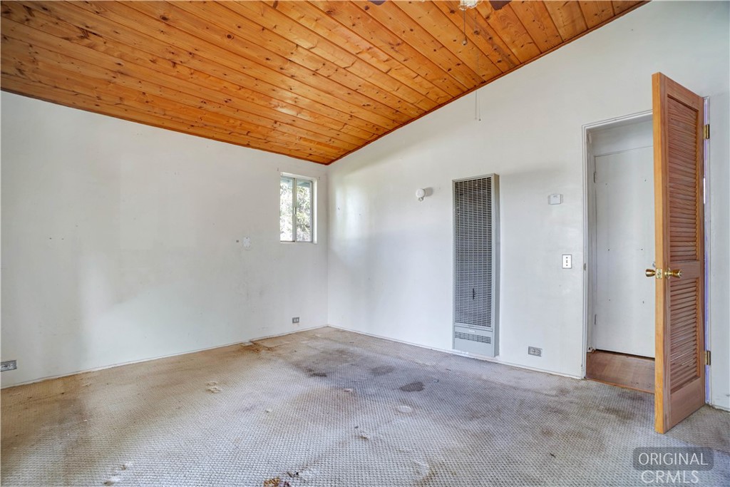 1006 North Orange Avenue Fallbrook, CA 92028 - Photo 11 of 21 a view of empty room with window
