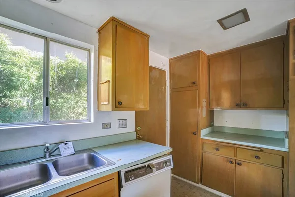 $490,000 | 1006 North Orange Avenue, Fallbrook, CA 92028
