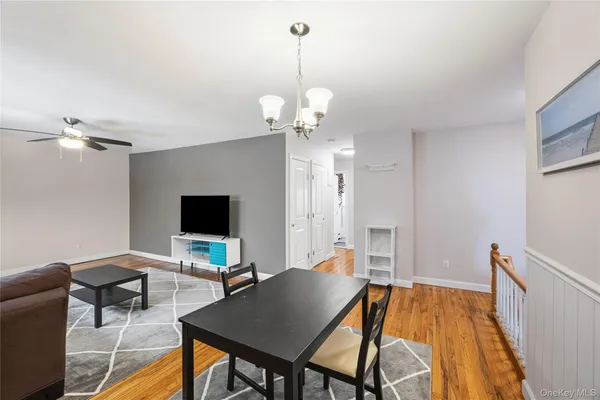 $2,500 | 219 Farber Drive, Unit 219, West Babylon, NY 11704