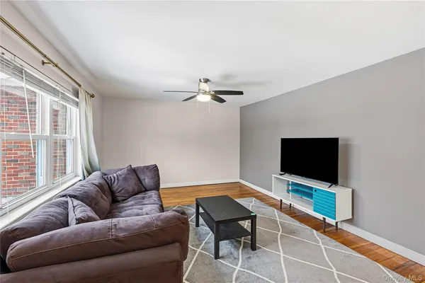 $2,500 | 219 Farber Drive, Unit 219, West Babylon, NY 11704