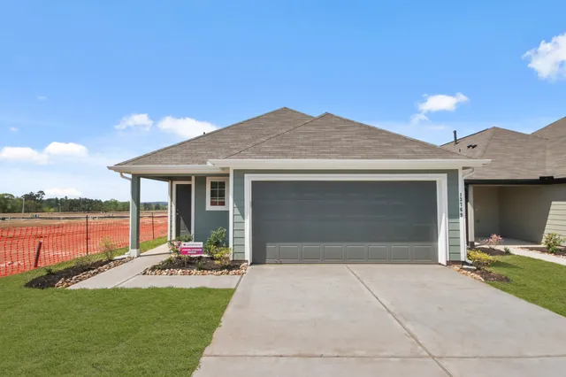 $244,990 | 13769 Sunshine Peak Drive, Willis, TX 77318