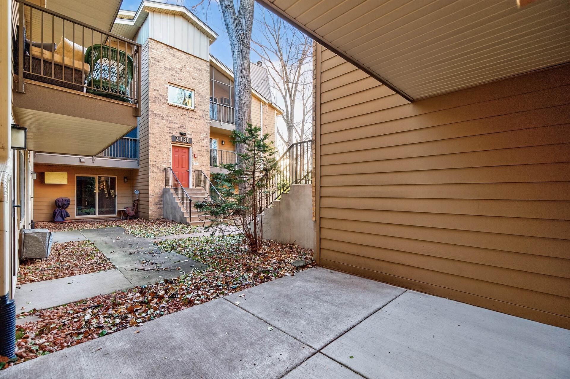 2010 Ridge Drive, Unit 13 St. Louis Park, MN 55416 - Photo 29 of 38