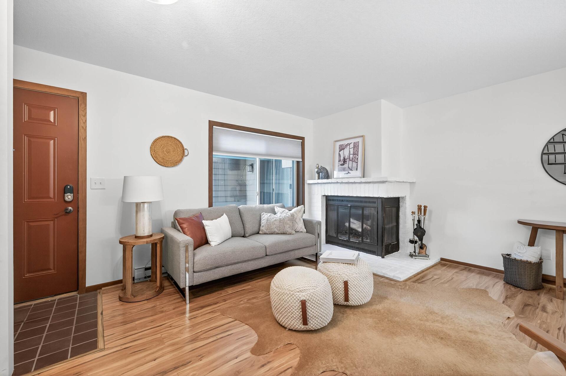 2010 Ridge Drive, Unit 13 St. Louis Park, MN 55416 - Photo 4 of 38