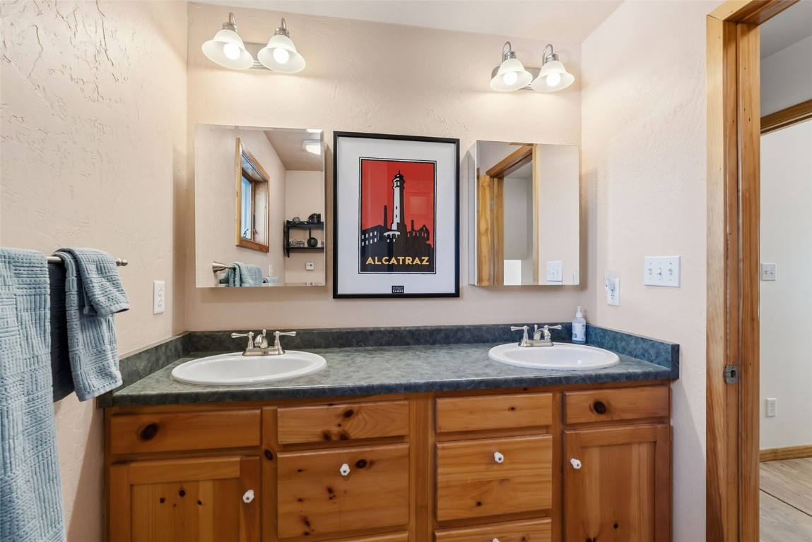 277 G Road Silverthorne, CO 80498 - Photo 35 of 48 Bathroom is shared by 2 bedrooms