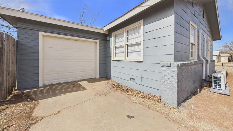 4601 43rd Street Lubbock, TX 79414 - Photo 11 of 12 CAM06379G6-PR0006-STILL042