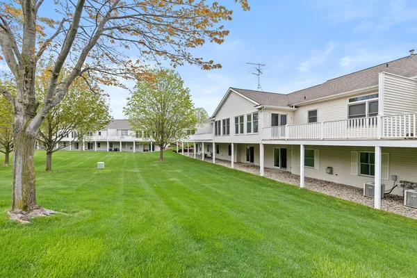 $360,000 | 2739 Cedar Grove North, Jenison, MI 49428
