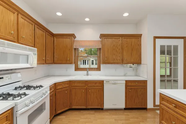 $360,000 | 2739 Cedar Grove North, Jenison, MI 49428