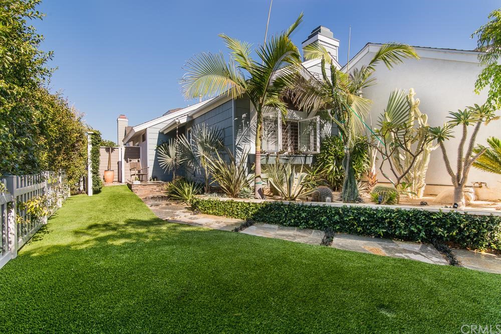 20 Wintermist Irvine, CA 92614 - Photo 1 of 1 Synthetic Lawn and Cactus Garden in very private front yard