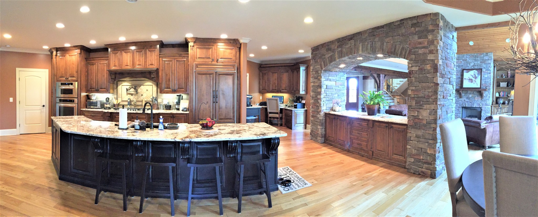 1190 Palmer Road Lebanon, TN 37090 - Photo 12 of 36 a view of a kitchen and dining room