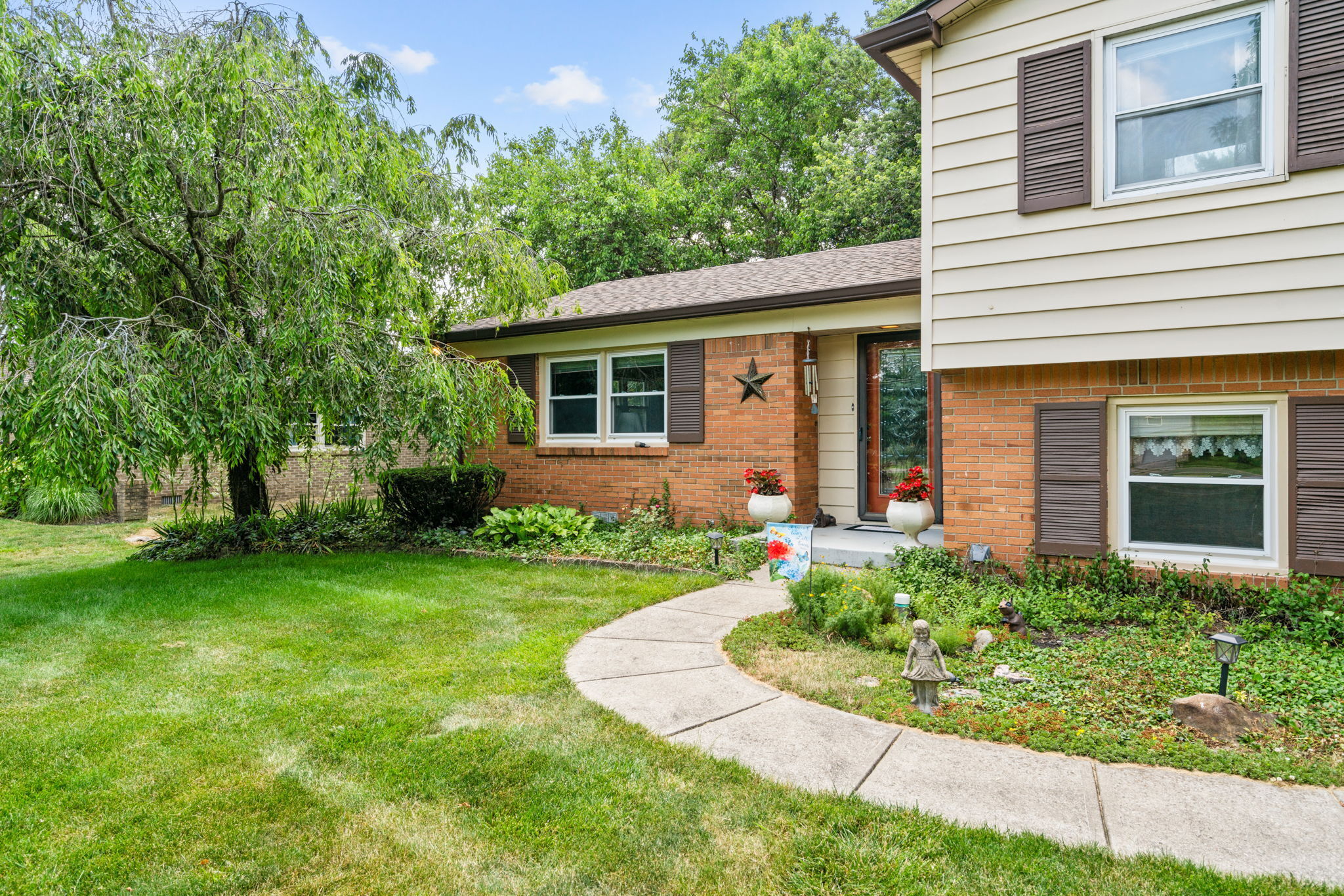 6322 McFarland Road Indianapolis, IN 46227 - Photo 7 of 37