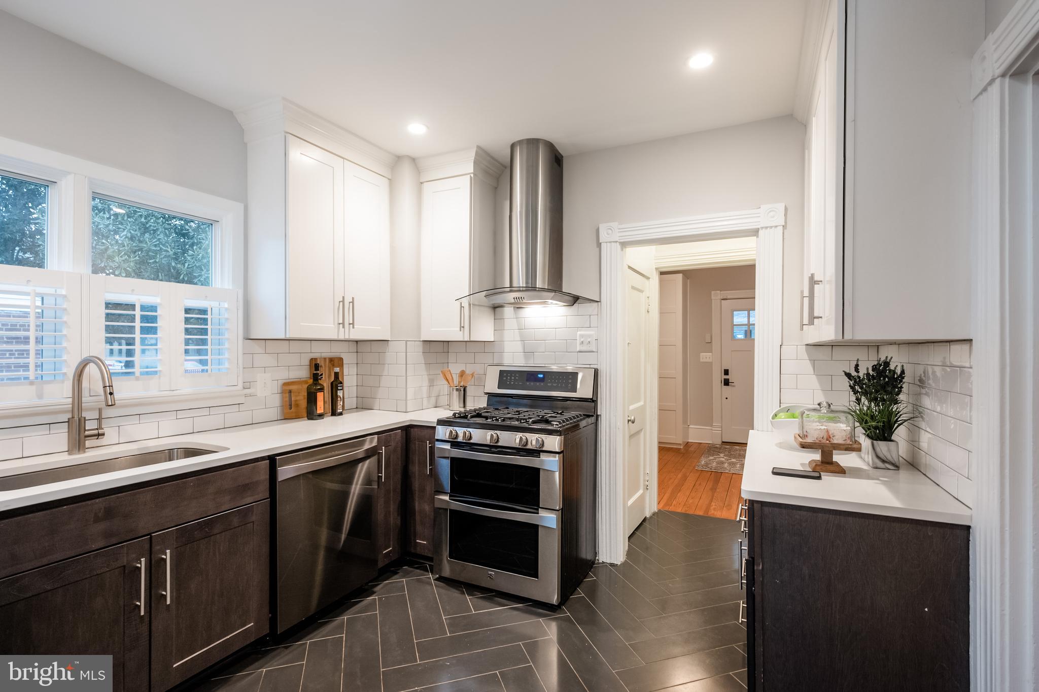 214 East Alexandria Avenue Alexandria, VA 22301 - Photo 18 of 46 Soft close cabinetry