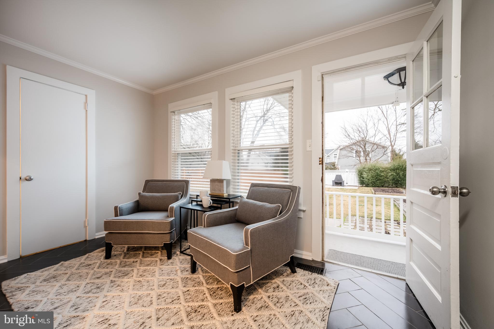214 East Alexandria Avenue Alexandria, VA 22301 - Photo 21 of 46 Family room overlooking patio
