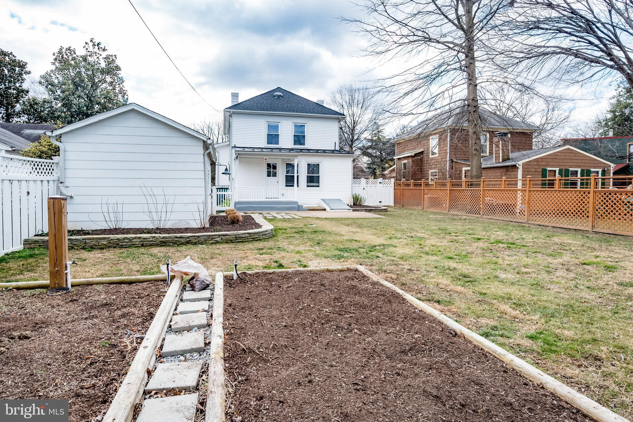 214 East Alexandria Avenue Alexandria, VA 22301 - Photo 41 of 46