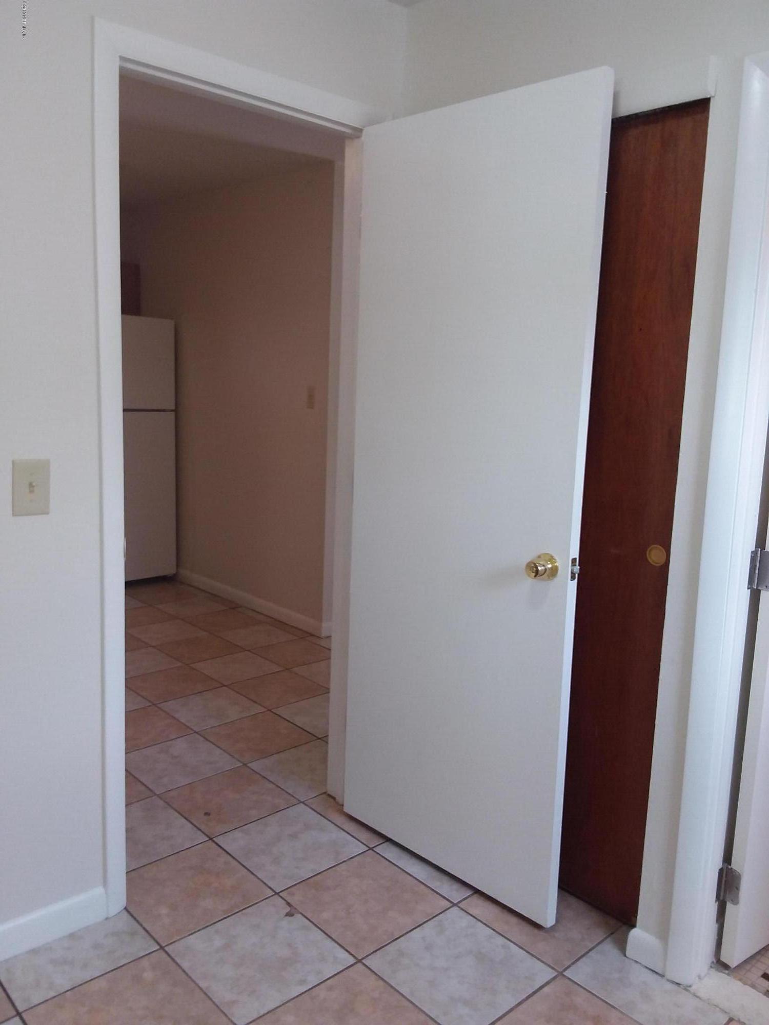 7311 Melvin Road Jacksonville, FL 32210 - Photo 9 of 24