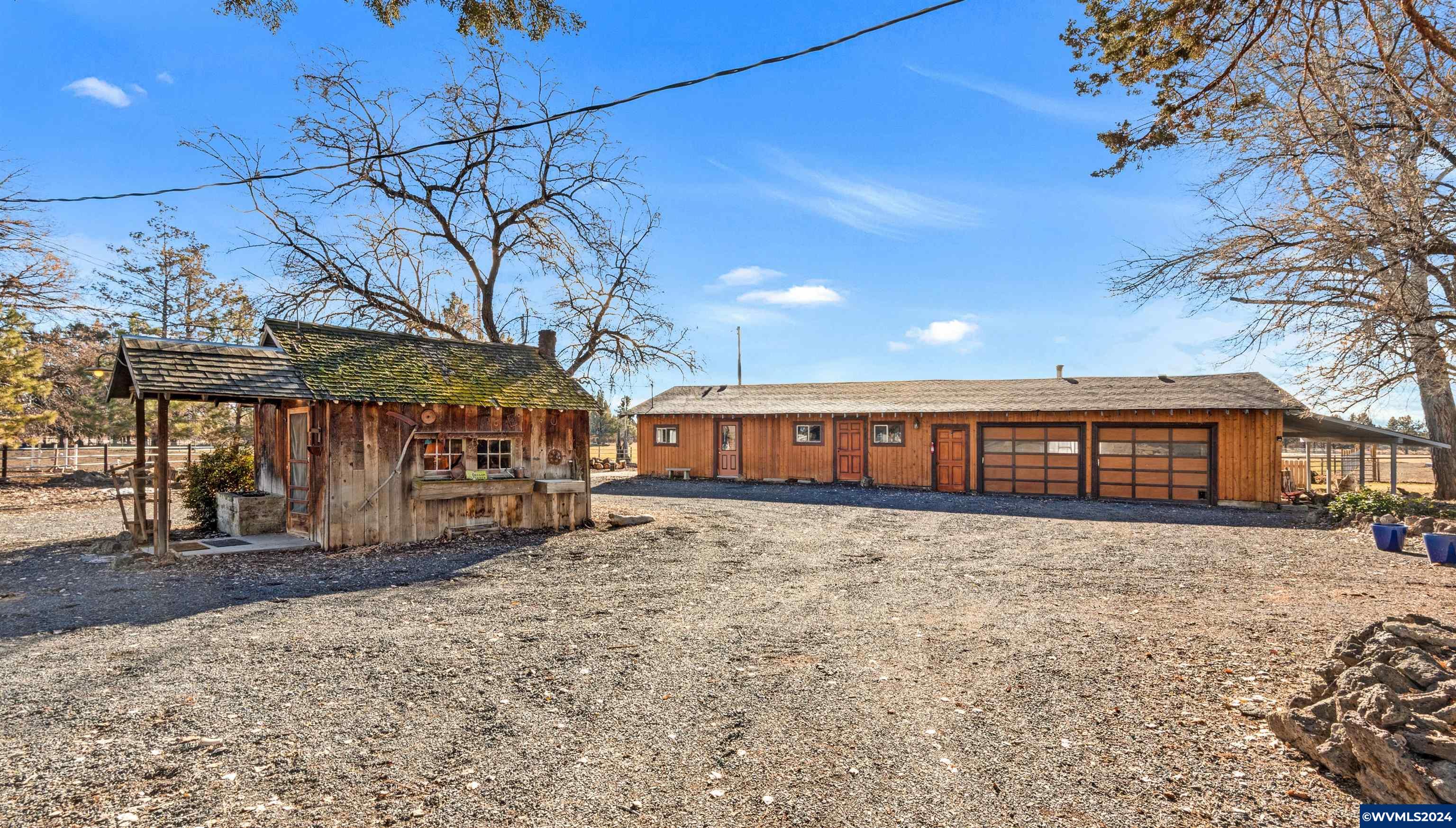 25281 Alfalfa Market Road Bend, OR 97701 - Photo 11 of 34 Gallery Image 11