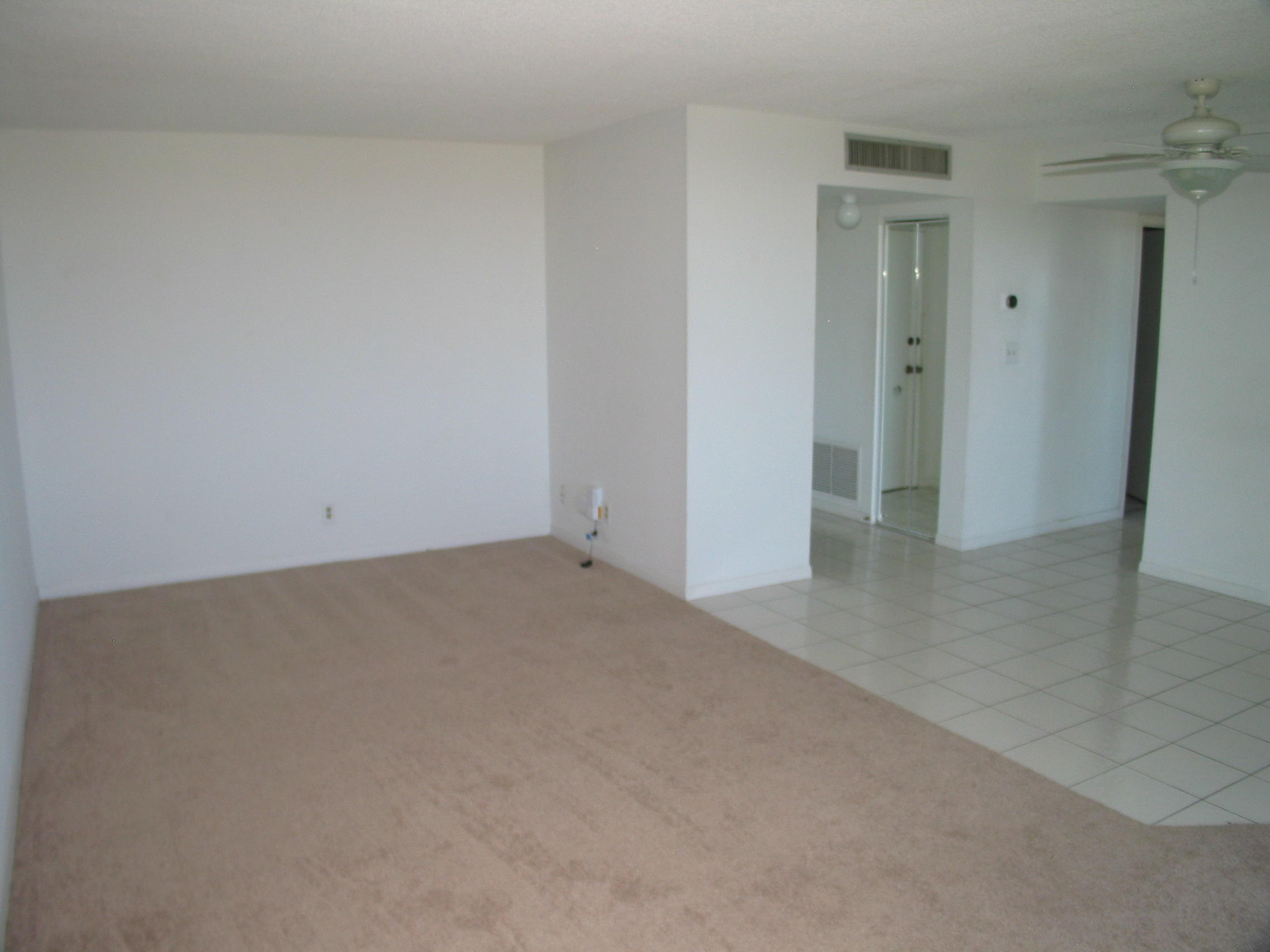 2639 North Riverside Drive, Unit 402 Pompano Beach, FL 33062 - Photo 5 of 17 Living Room