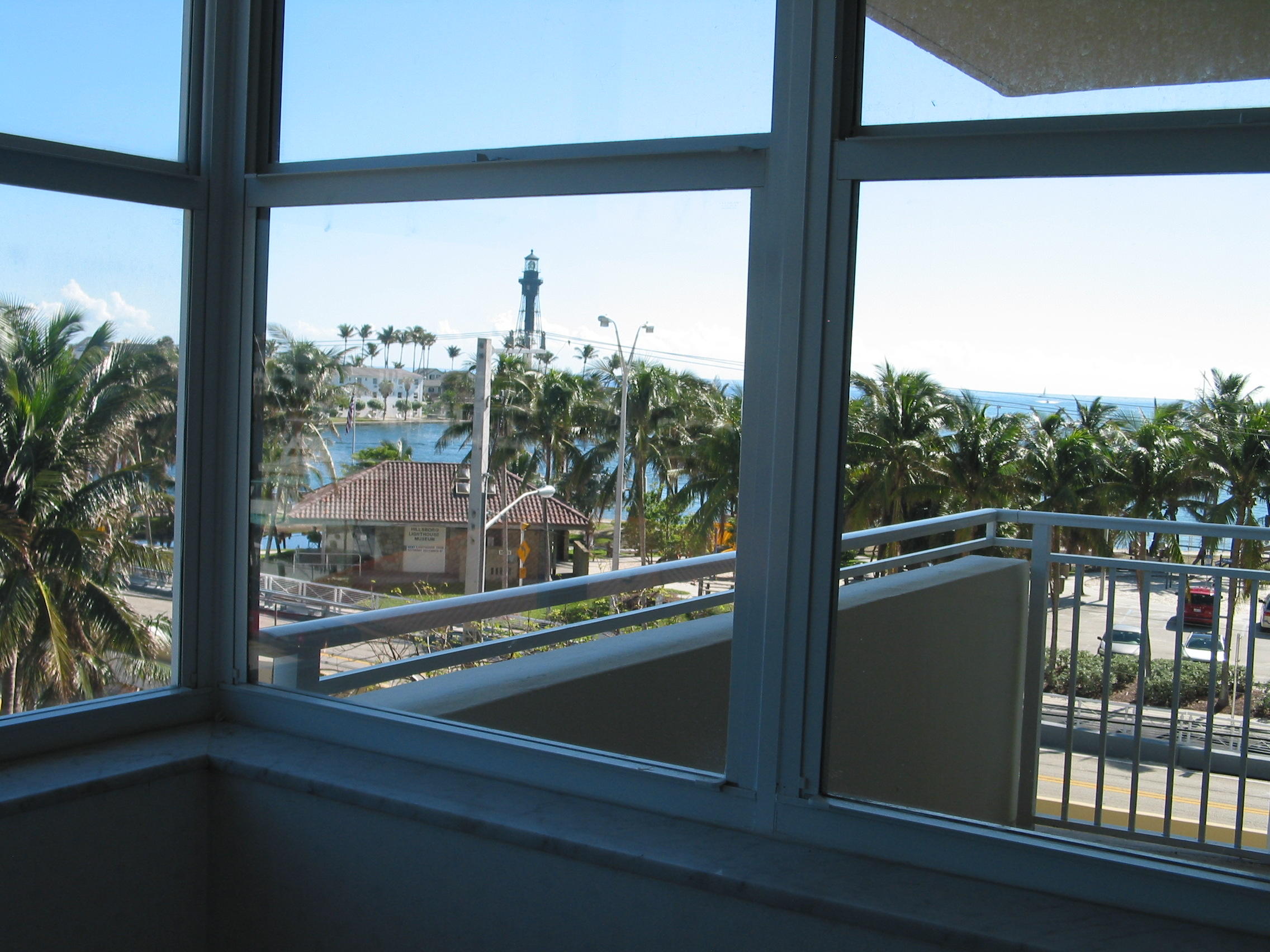 2639 North Riverside Drive, Unit 402 Pompano Beach, FL 33062 - Photo 7 of 17 Kitchen View