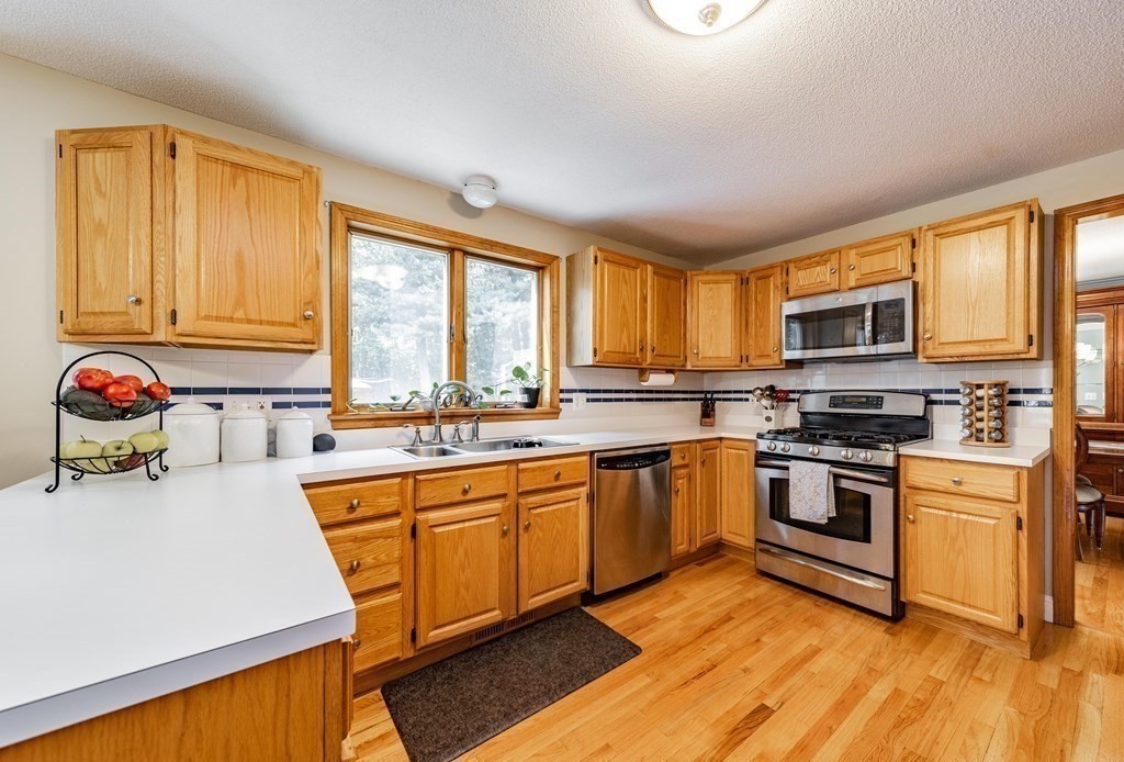 73 Apple Ridge Road West Springfield, MA 01089 - Photo 11 of 42 Gallery Image 11