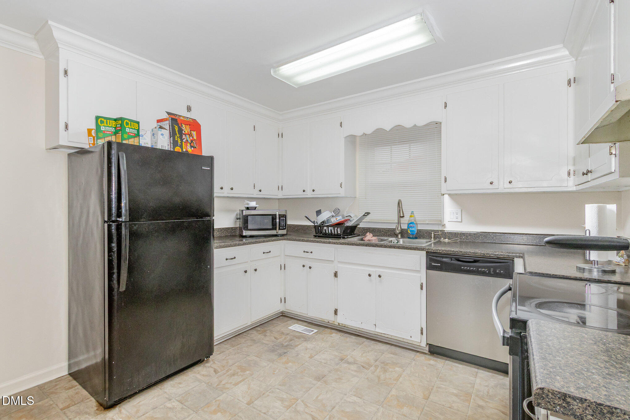 870 Abbott Road Henderson, NC 27537 - Photo 8 of 30 015_img_8797-edit_698