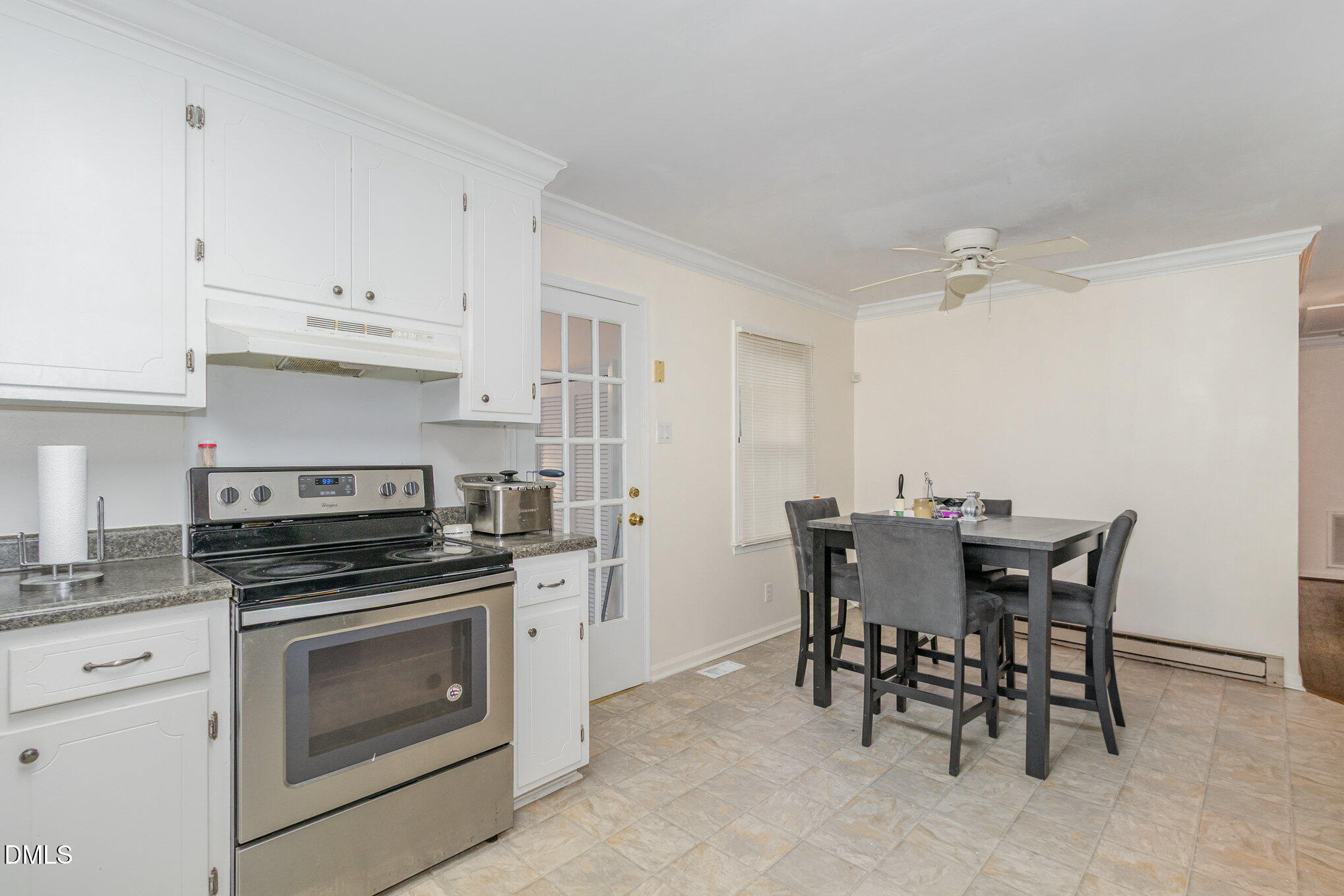 870 Abbott Road Henderson, NC 27537 - Photo 9 of 30 016_img_8798-edit_495