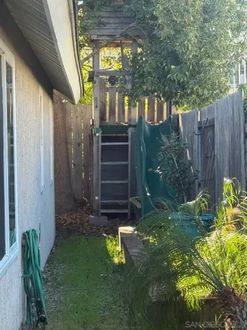 $5,380 | 9569 Via Pereza, San Diego, CA 92129