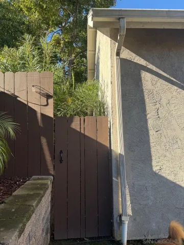 $5,380 | 9569 Via Pereza, San Diego, CA 92129