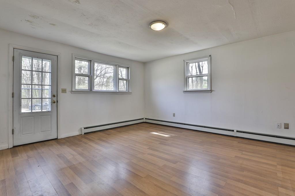 3 Baker Road Salisbury, MA 01952 - Photo 5 of 16