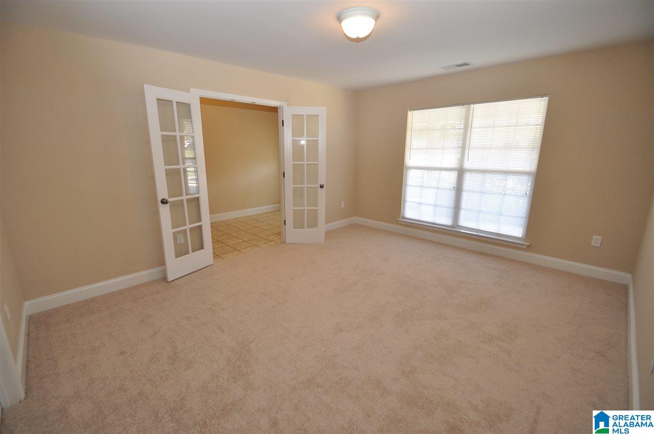 243 Cedar Meadow Alabaster, AL 35114 - Photo 2 of 4