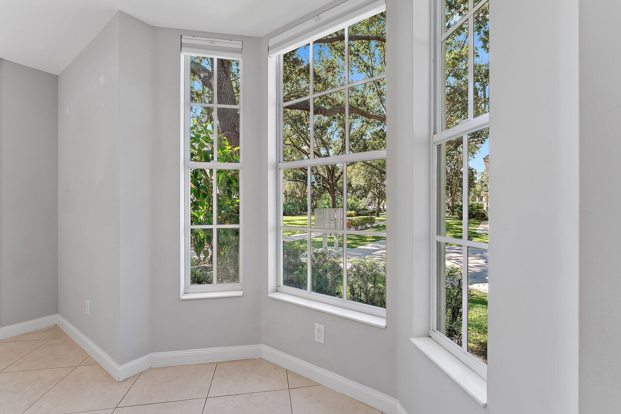 352 Legare Court Jupiter, FL 33458 - Photo 7 of 49 Bay Window
