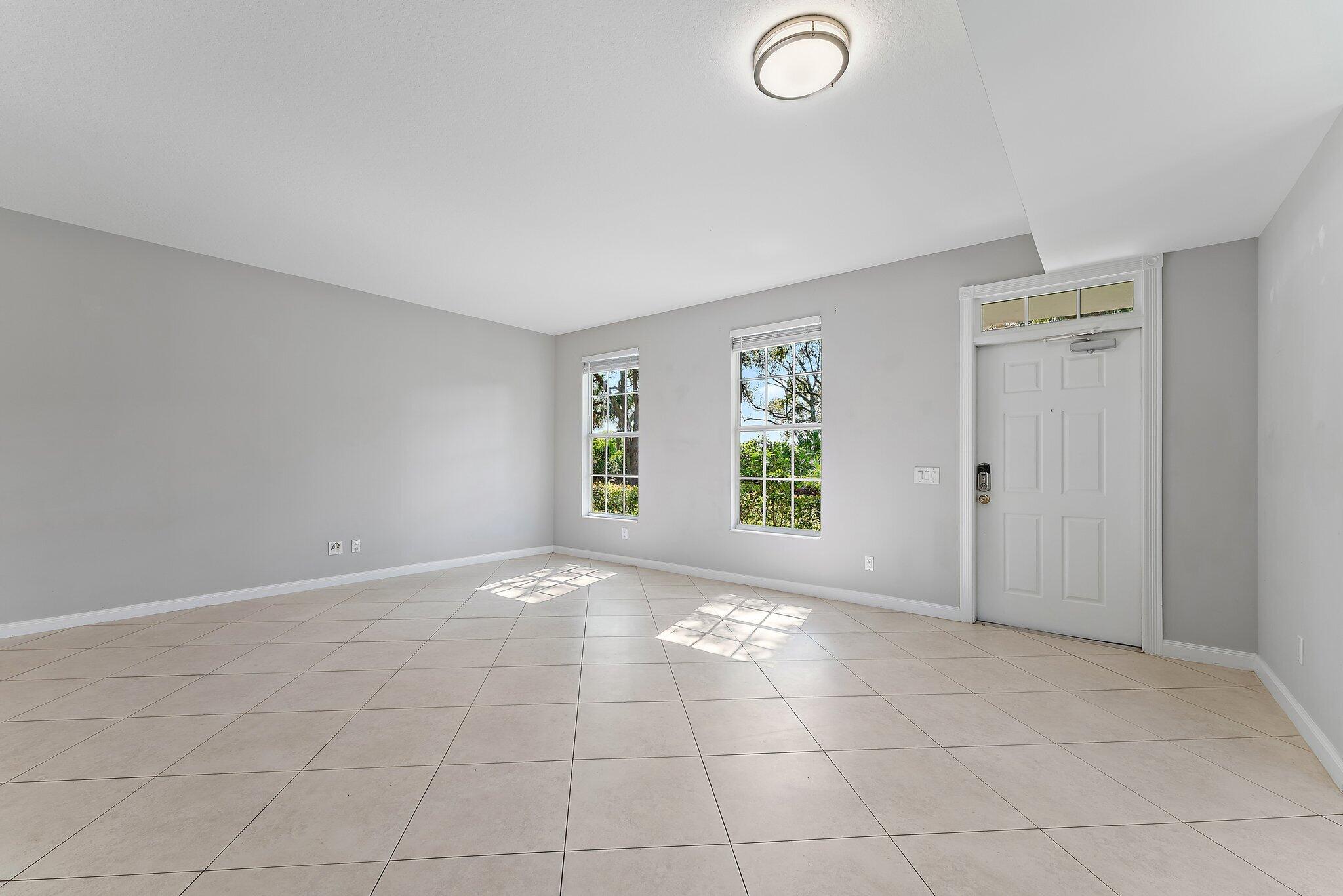 352 Legare Court Jupiter, FL 33458 - Photo 9 of 49 Living Area