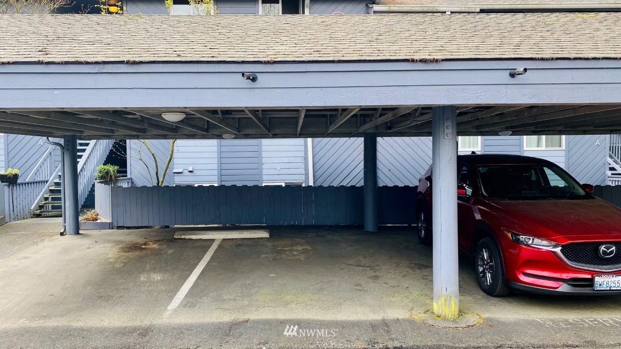 8418 240th Street Southwest, Unit A303 Edmonds, WA 98026 - Photo 17 of 23