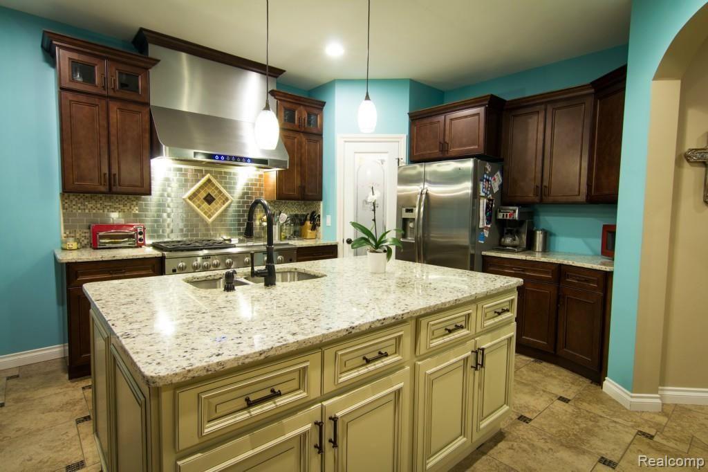 3445 Hazelton Avenue Rochester Hills, MI 48307 - Photo 13 of 26