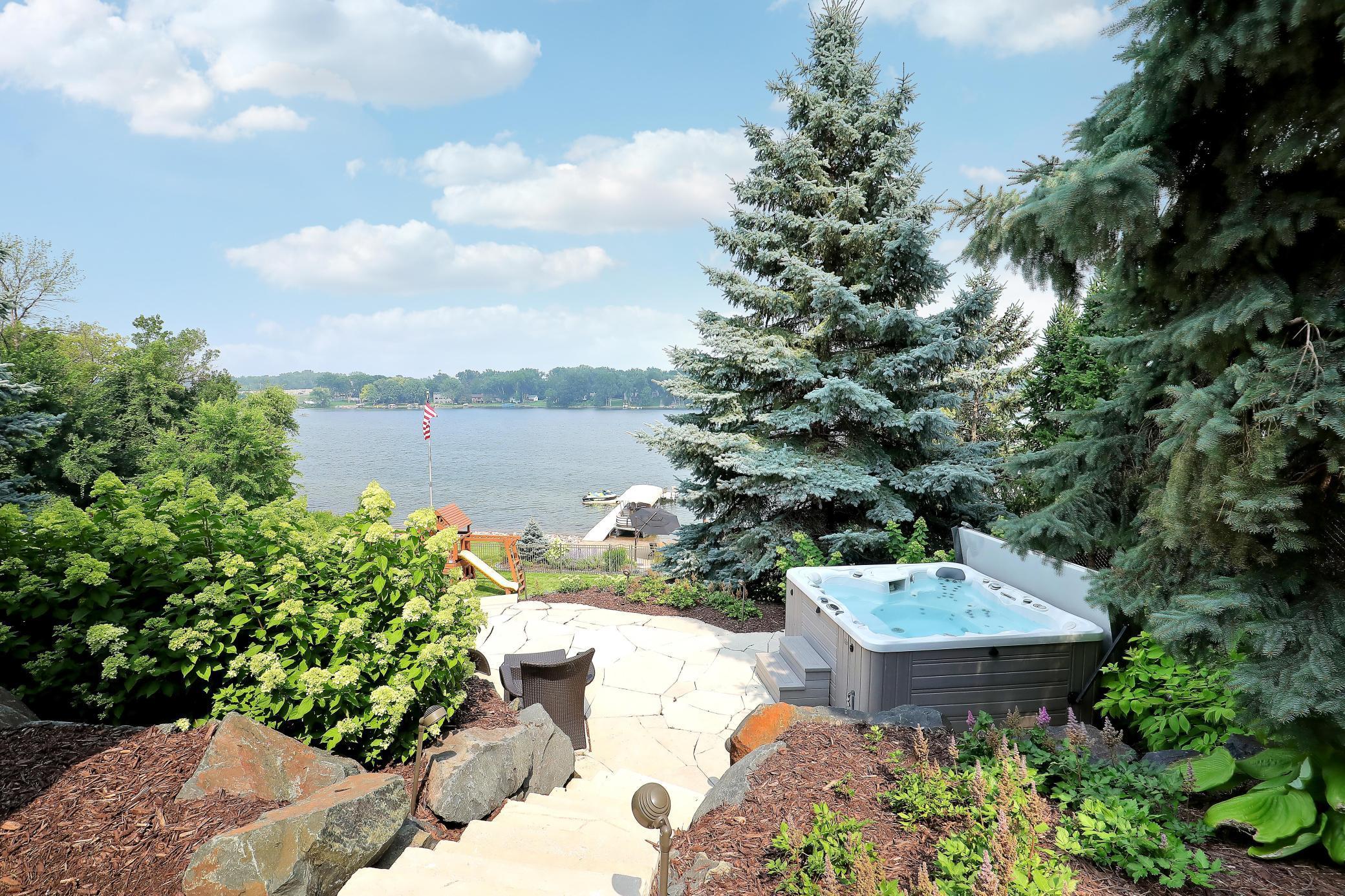 7998 Ithaca Lane North Maple Grove, MN 55311 - Photo 2 of 37