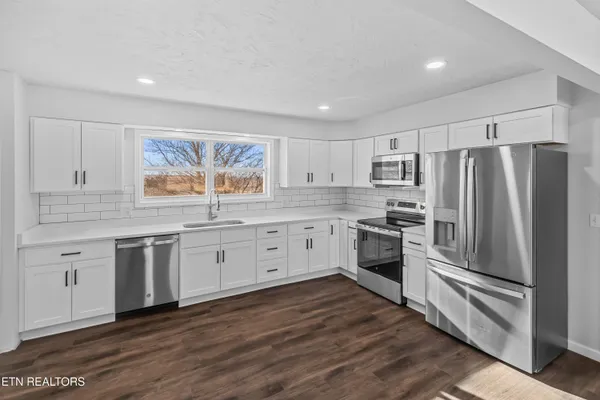 $335,000 | 1019 Green Acres Drive, Jefferson City, TN 37760