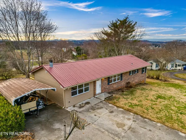 $335,000 | 1019 Green Acres Drive, Jefferson City, TN 37760