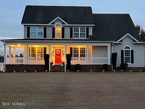 001 Front porch 2274 Hollow Pond Rd