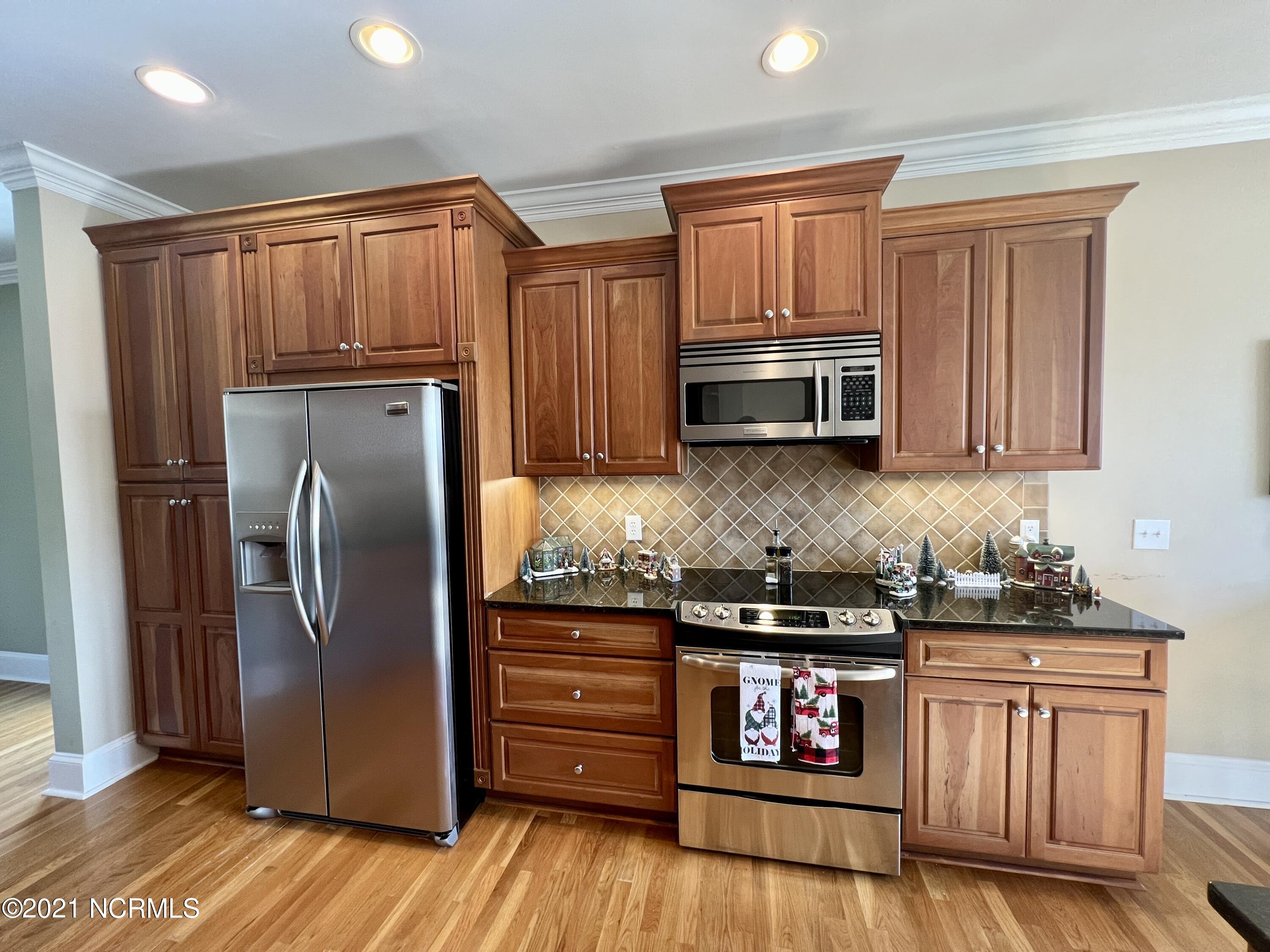 2274 Hollow Pond Road Williamston, NC 27892 - Photo 14 of 19 014 Kitchen